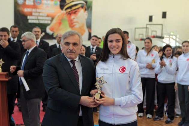 Karateciler Gaffar Okkan'ı unutmadı