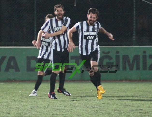 Garajlar Taçspor- Yeni Hendekspor
