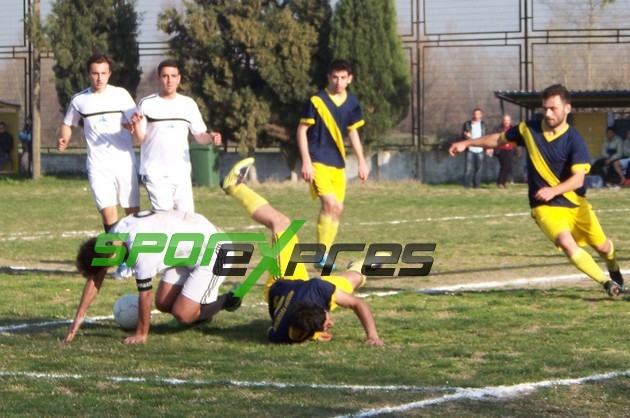 Karaaptiler Akınspor-Garajlar Taçspor:1-2