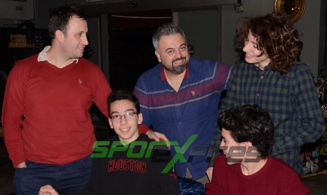 Gelişim Basket'ten Coşkulu Kutlama