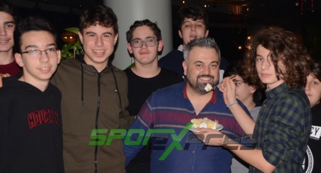 Gelişim Basket'ten Coşkulu Kutlama