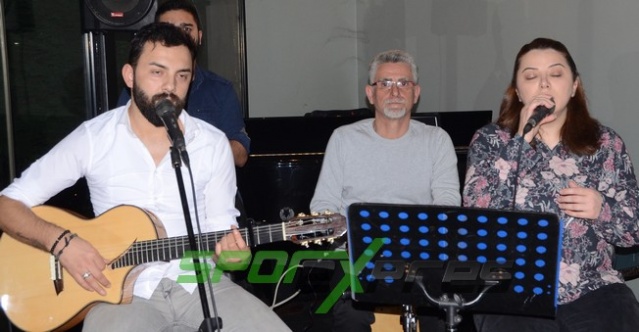 Gelişim Basket'ten Coşkulu Kutlama