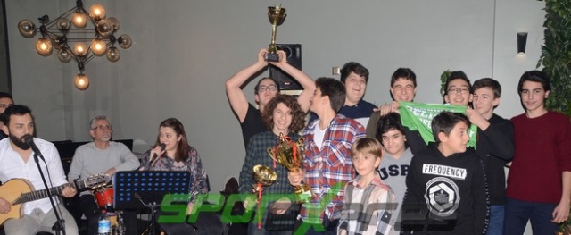Gelişim Basket'ten Coşkulu Kutlama