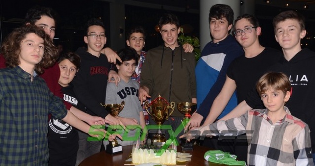 Gelişim Basket'ten Coşkulu Kutlama