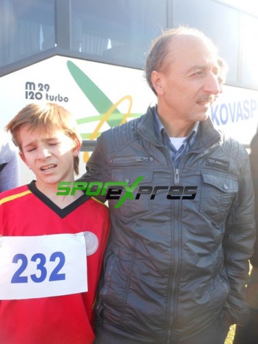 Okullar Arası Kros Müsabakaları Nefes Kesti