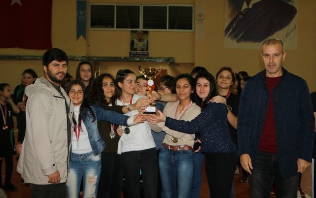 Gençler Hentbol Şampiyonları Belli Oldu