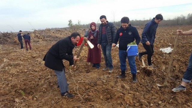 “Gençlerin İyilik Ağacı” Kaynarca'da