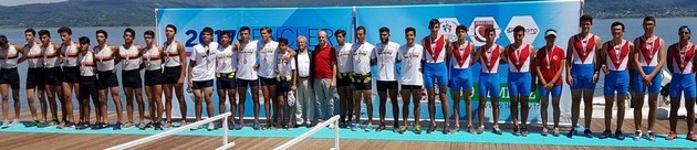 Genç Kürekçiler Sapanca’da