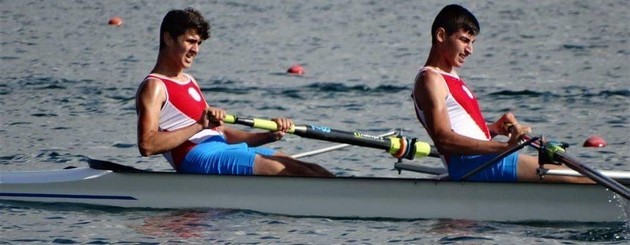Genç Kürekçiler Sapanca’da