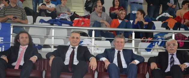Gençler Türkiye Yüzme Şampiyonası sonaerdi