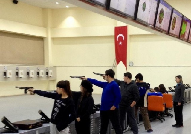 Gençlik Sporda Tatil Yok
