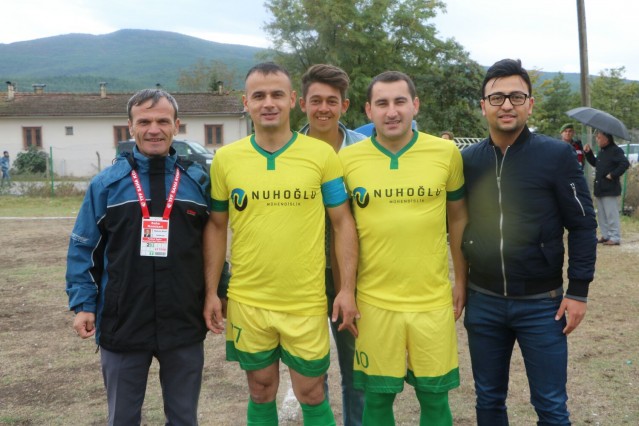 Geyve Bayat-Esentepe Gölspor:3-2