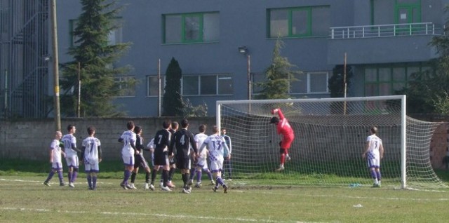 Geyvespor-Kazımpaşa Birlik:4-1