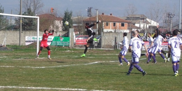 Geyvespor-Kazımpaşa Birlik:4-1