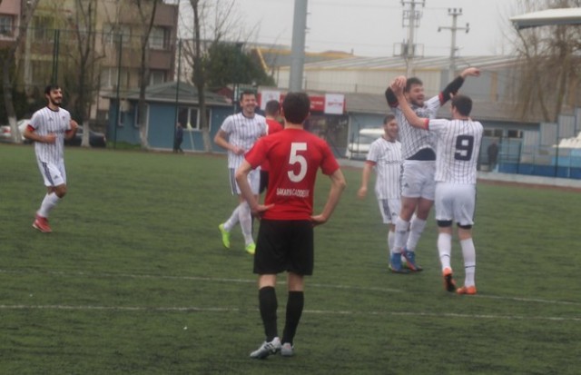 Sakarya Caddesi-Geyvespor:2-4