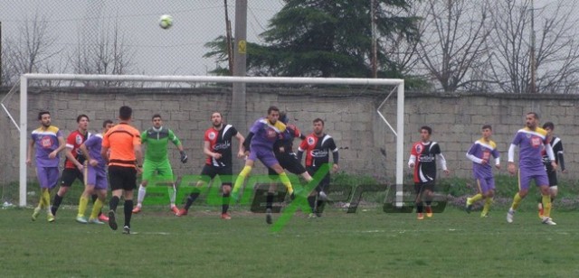 Geyvespor-Karasu Aziziyespor:3-0