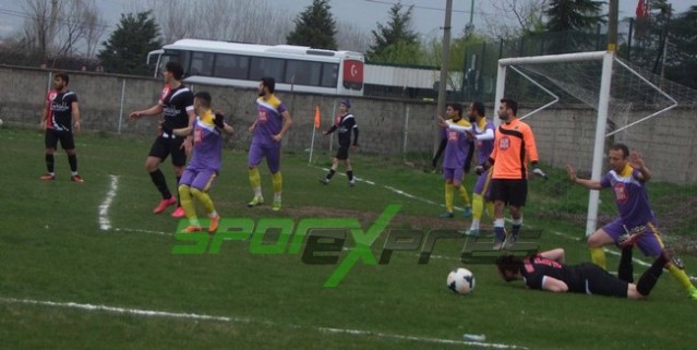 Geyvespor-Karasu Aziziyespor:3-0