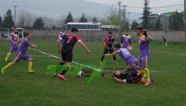 Geyvespor-Karasu Aziziyespor:3-0