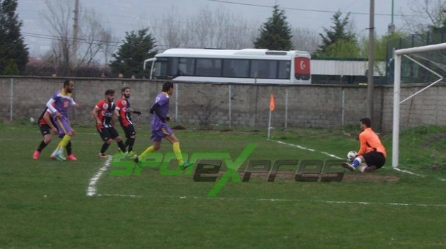 Geyvespor-Karasu Aziziyespor:3-0