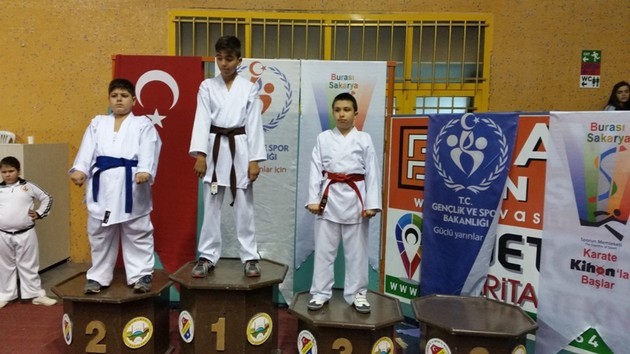 Geyveli sporcuların Cumhuriyet coşkusu