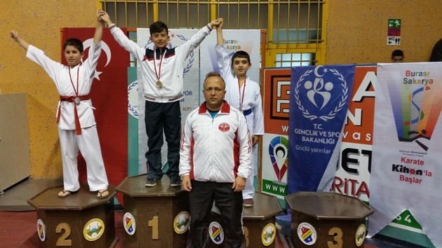 Geyveli sporcuların Cumhuriyet coşkusu