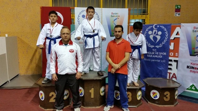 Geyveli sporcuların Cumhuriyet coşkusu