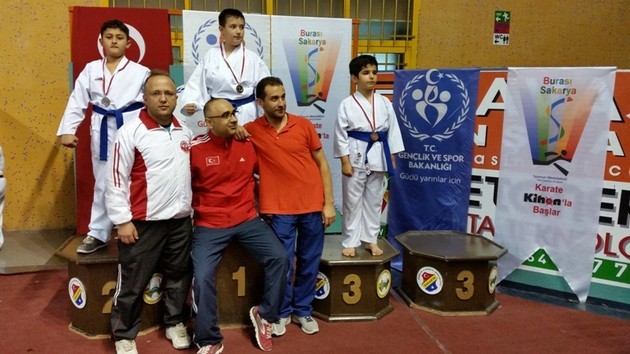 Geyveli sporcuların Cumhuriyet coşkusu