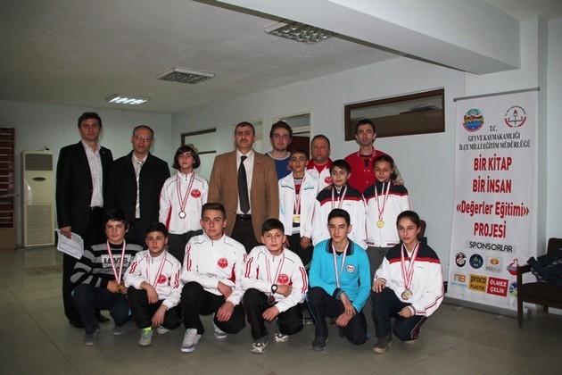 Geyve Milli Eğitim Milli sporcuları unutmadı