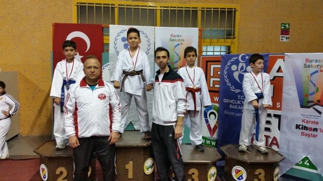 Geyveli sporcuların Cumhuriyet coşkusu