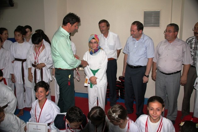 Geyveli Karetecilere ödül