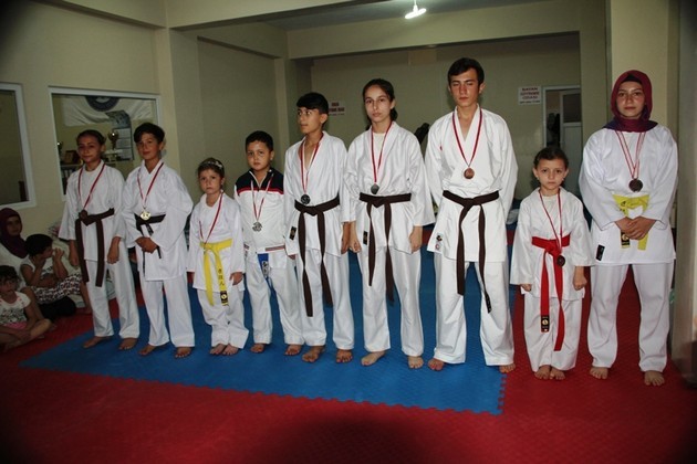 Geyveli Karetecilere ödül