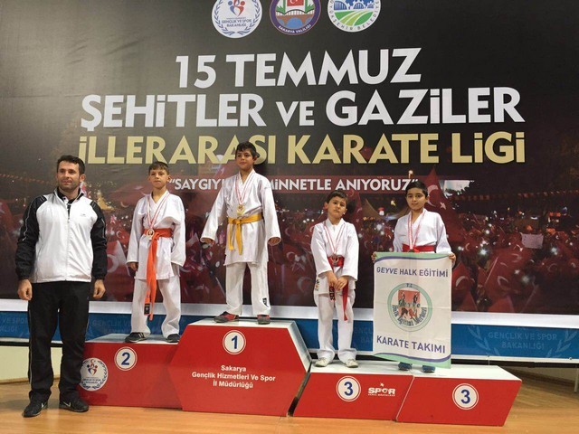 Geyveli sporcular Coştu