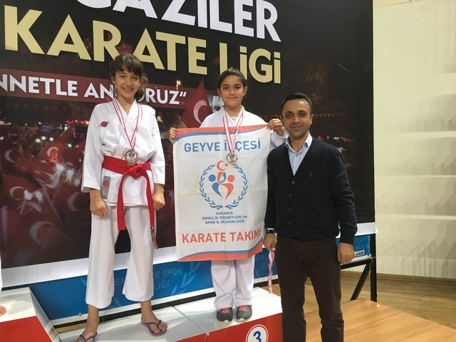 Geyveli sporcular Coştu