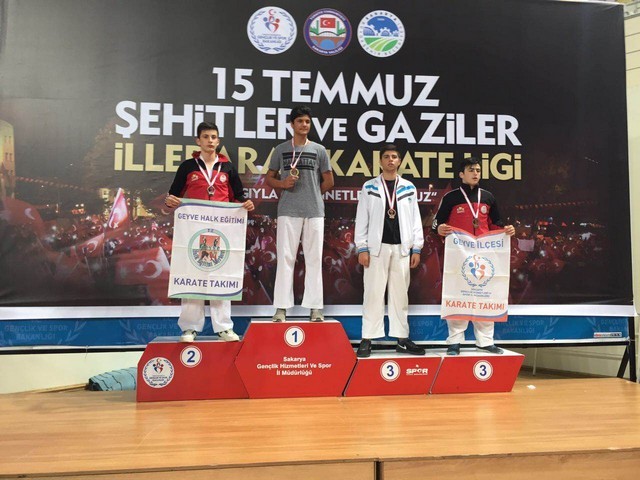 Geyveli sporcular Coştu