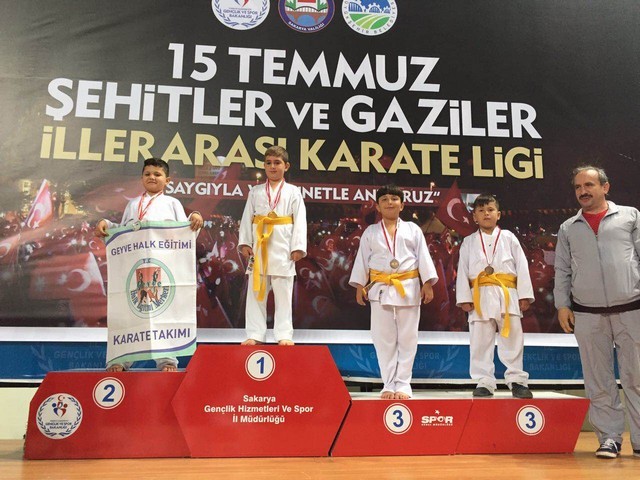 Geyveli sporcular Coştu
