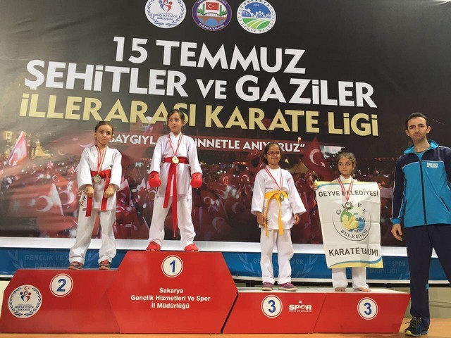 Geyveli sporcular Coştu