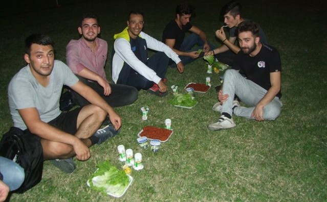 Geyvespor'da çiğ köfte ziyafeti