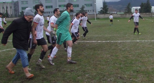 Geyvespor-Çaybaşı Fuadiye: 2-1