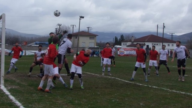 Geyvespor-Çaybaşı Fuadiye: 2-1