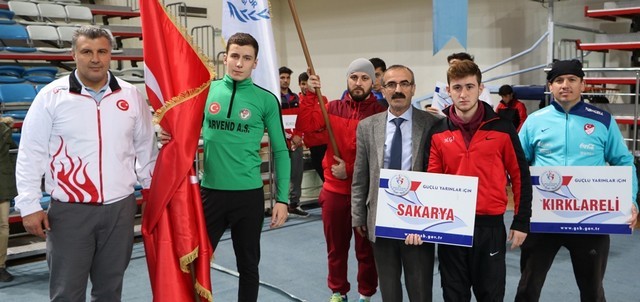 Serdivan'da Güreş Şöleni