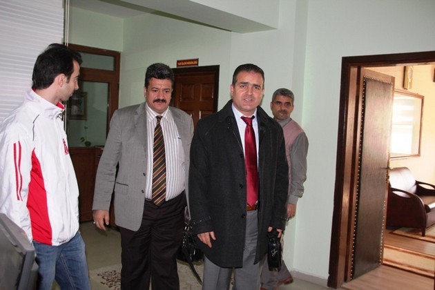 Geyve’de başları ödüllendirildi…