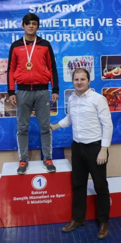 Güreşçiler Lütfü Yaman'da kapıştı