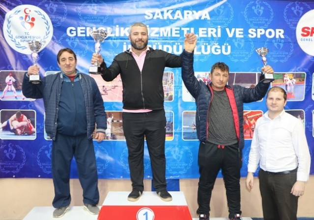 Güreşçiler Lütfü Yaman'da kapıştı