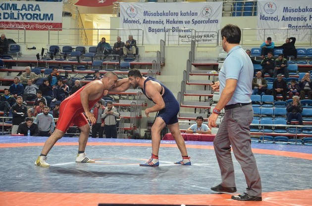 Büyükler Güreş Ligi sona erdi