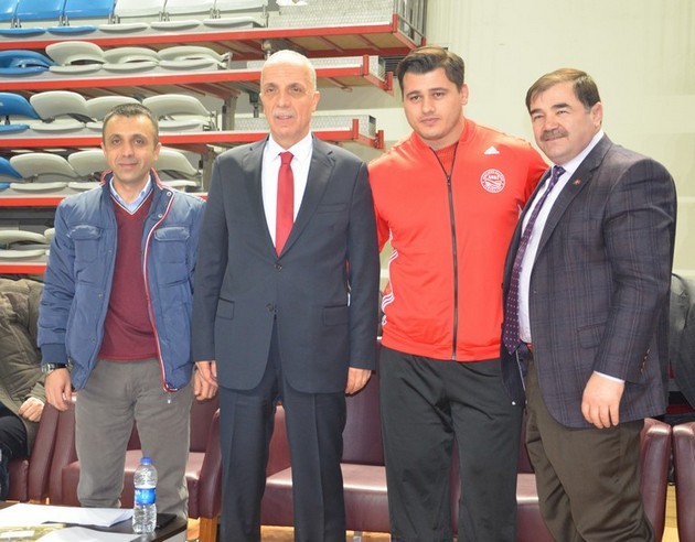 Büyükler Güreş Ligi sona erdi