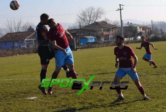 Ferizli Karadeniz-Karasu Güvenspor: 0-3