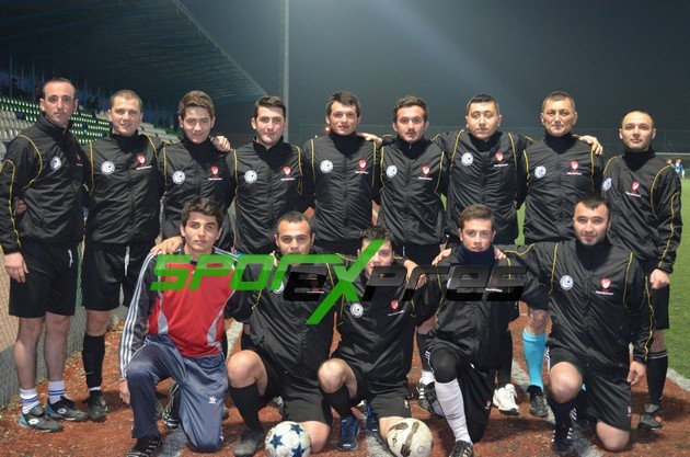 Hakemler Sahaya İndi