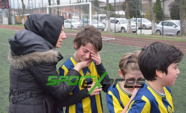 Şampiyon Hakkı Demir Orta Okulu