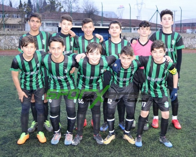 Harmanlık U14 ilk yarıda bitirdi