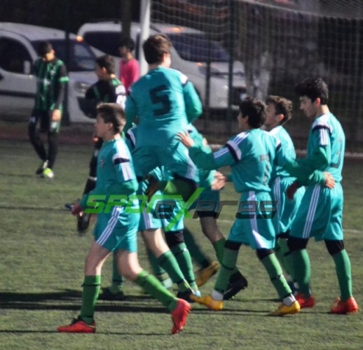 Harmanlık U14 ilk yarıda bitirdi